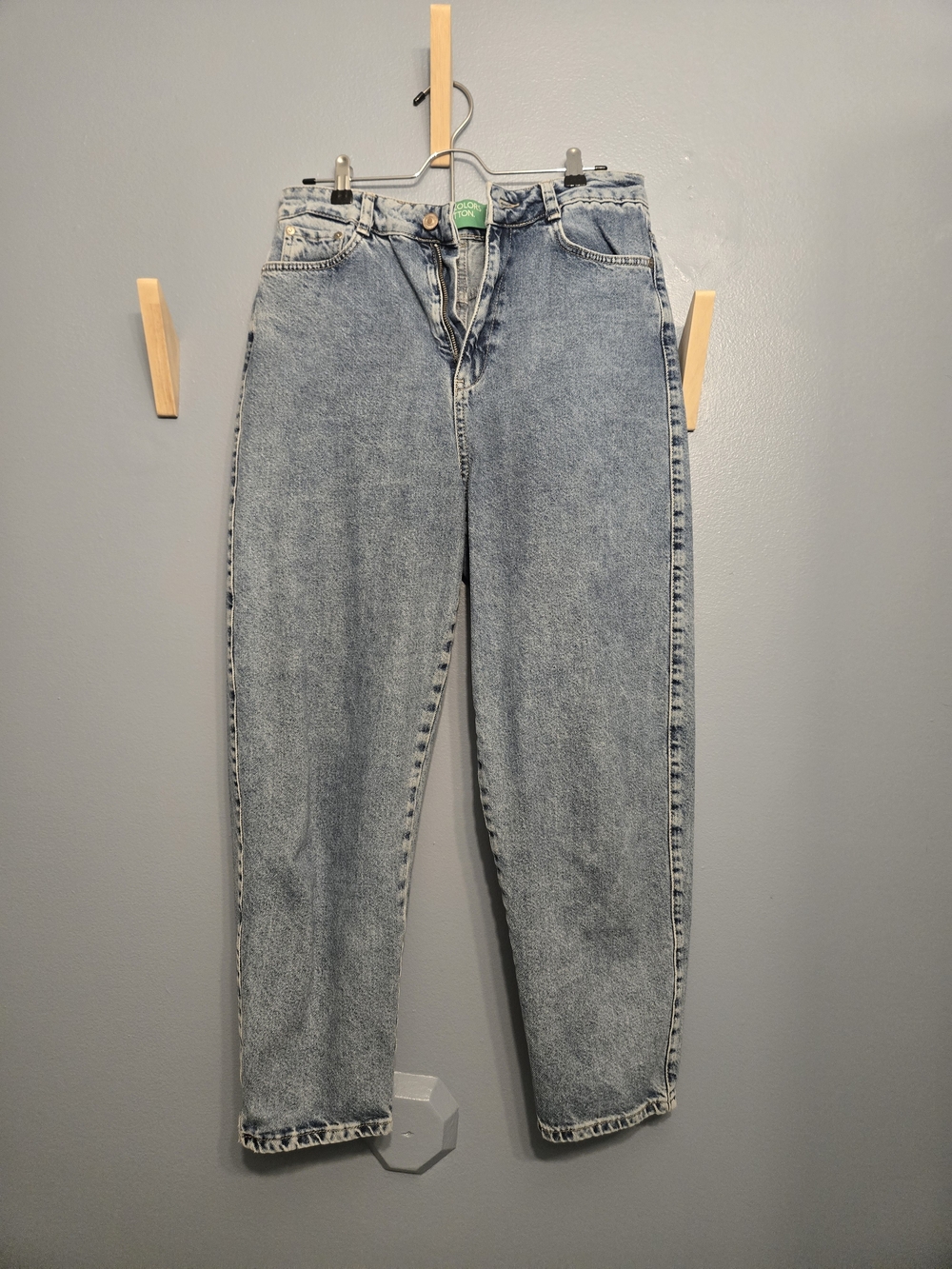 United Colors Of Benetton Vintage Light Wash High Rise Jeans